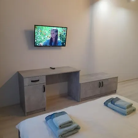 апарт-сервис в ужгороде Apartment *