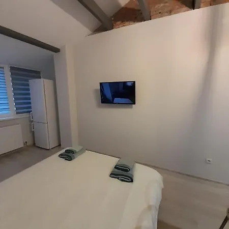 апарт-сервис в ужгороде Apartment Uzhhorod
